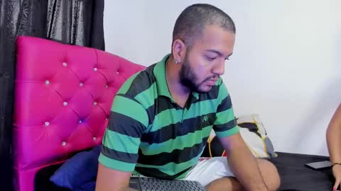 katalina y Daniel online show from February 2025 07:00:01 PM