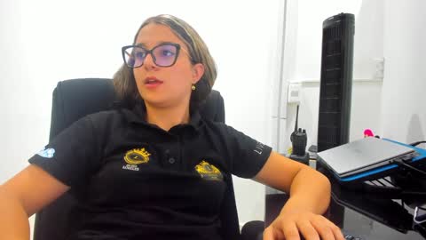 Khaterine online show from December 2024 07:52:02 PM