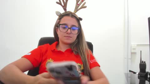 Khaterine online show from December 2024 06:17:02 PM