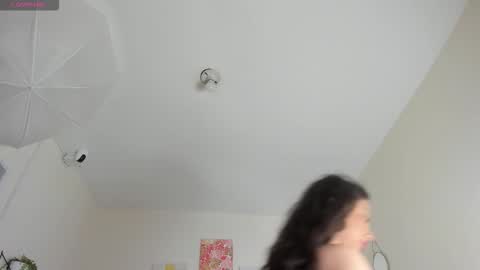 Snapshot of katia_gh chatting on October 2025 11:33:02 AM Katia online show from October 2025 11:33:02 AM