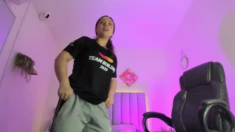 Snapshot of katia_gh chatting on October 2025 11:22:01 AM Katia online show from October 2025 11:22:01 AM