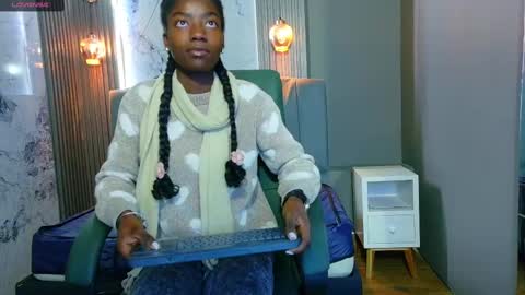 Snapshot of katia_green chatting on October 2025 11:40:01 AM Katia online show from October 2025 11:40:01 AM