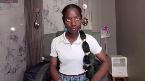 Snapshot of katia_green chatting on October 2025 11:55:02 AM Katia online show from October 2025 11:55:02 AM