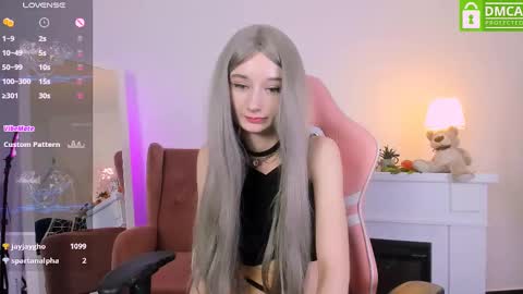 Snapshot of katia_kim chatting on February 2025 09:33:01 AM Katia online show from February 2025 09:33:01 AM
