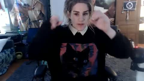 Snapshot of katiecutie_5 chatting on February 2025 05:09:01 AM Katie online show from February 2025 05:09:01 AM