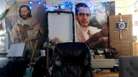 Snapshot of katiecutie_5 chatting on October 2025 05:05:01 AM Katie online show from October 2025 05:05:01 AM