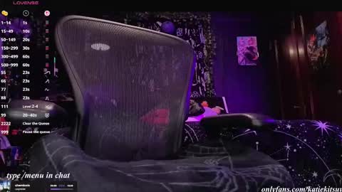 katiekitsuu online show from October 2025 05:48:02 AM