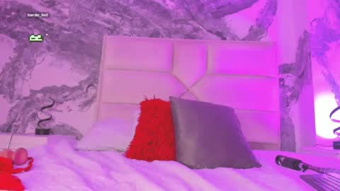 Katie online show from January 2025 02:04:02 AM