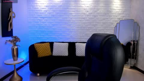 Snapshot of katiestonne chatting on October 2025 03:18:01 AM Kate Stonne online show from October 2025 03:18:01 AM