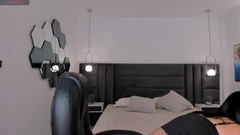 Snapshot of katiestonne chatting on October 2025 02:34:01 AM Kate Stonne online show from October 2025 02:34:01 AM