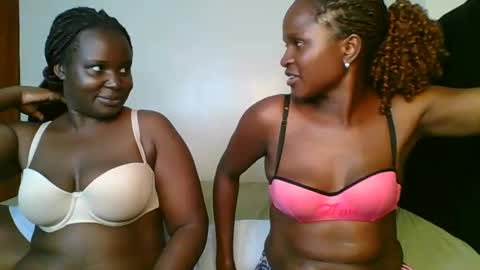 Kate online show from October 2025 12:12:02 PM