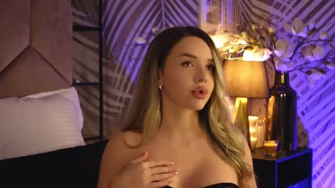 KatJolie online show from November 2025 08:47:01 PM