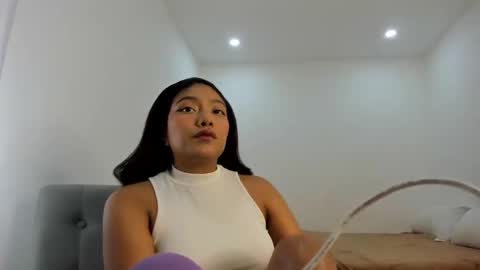 Snapshot of katnees_correa chatting on October 2025 06:44:02 AM Follow me on instagram and twitter as correaktnees online show from October 2025 06:44:02 AM