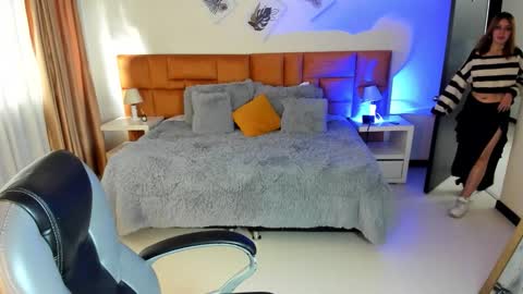 Snapshot of katnia_and_marcuz chatting on October 2025 11:53:02 AM Katnia and Marcuz online show from October 2025 11:53:02 AM