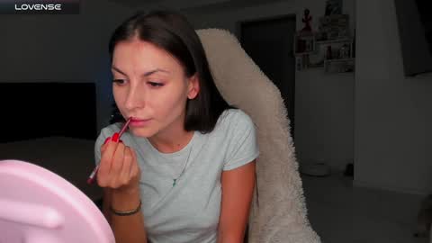 Katrin online show from January 2025 12:16:02 PM