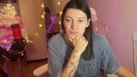 Snapshot of katrin_kristal chatting on January 2025 05:44:01 PM naked in pvt show 100 tk online show from January 2025 05:44:01 PM
