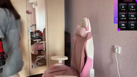 Snapshot of katrin_kristal chatting on January 2025 11:16:01 AM naked in pvt show 100 tk online show from January 2025 11:16:01 AM