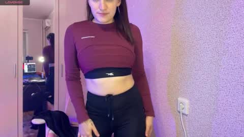Snapshot of katrin_kristal chatting on February 2025 10:00:02 PM naked in pvt show 100 tk online show from February 2025 10:00:02 PM
