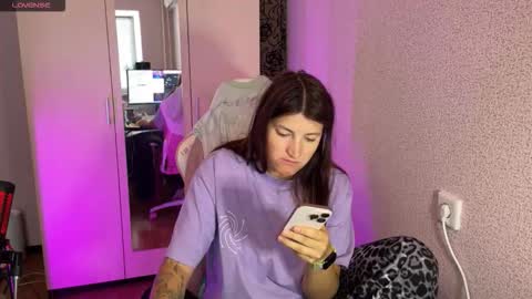 Snapshot of katrin_kristal chatting on September 2025 12:59:02 PM naked in pvt show 100 tk online show from September 2025 12:59:02 PM