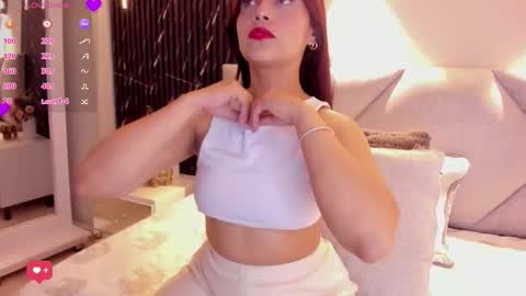 Keyla online show from November 2025 07:26:01 PM