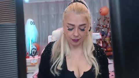 katrinacharm online show from November 2025 07:31:02 AM