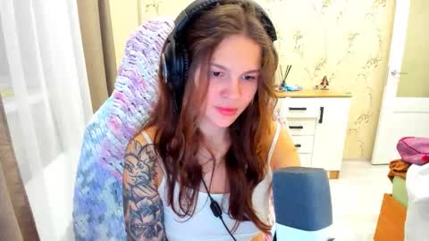 Katty online show from October 2025 02:50:02 PM