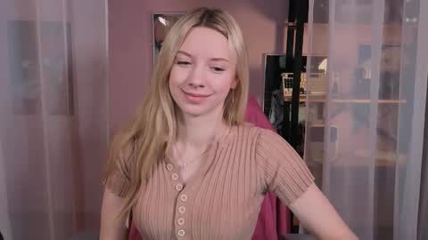 Snapshot of katt_yy chatting on November 2025 05:07:02 AM katt_yy online show from November 2025 05:07:02 AM