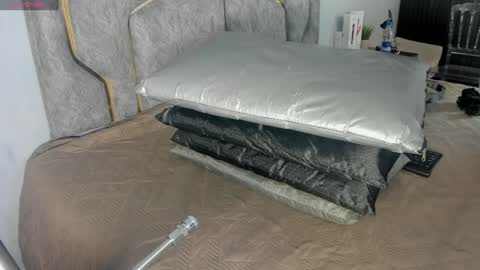 Katerine online show from January 2025 03:48:01 AM