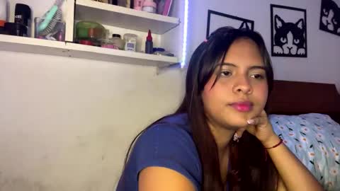 kattia online show from October 2025 07:03:02 PM