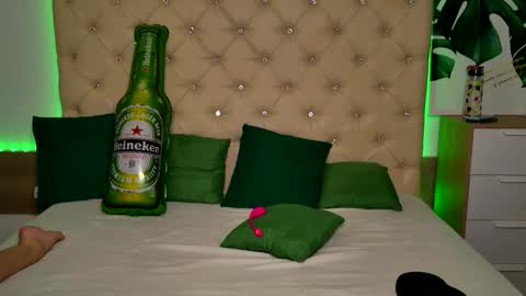 KattieSims online show from September 2025 07:28:02 PM