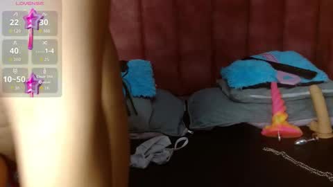 Snapshot of katty_berry_ chatting on October 2025 02:01:01 PM Arianna online show from October 2025 02:01:01 PM