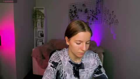 Kate online show from October 2025 09:40:02 AM