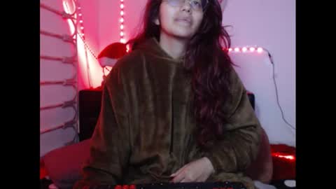 Katy online show from November 2025 05:06:01 AM