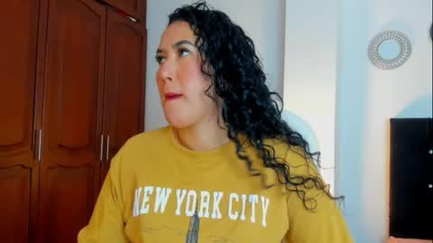 Snapshot of katyajhonss chatting on October 2025 07:23:02 PM KATYAJHONSS online show from October 2025 07:23:02 PM