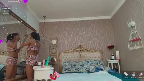 KATY online show from October 2025 08:53:02 PM