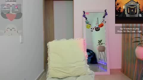 Snapshot of katysmiith26 chatting on October 2025 10:37:01 PM Katherine online show from October 2025 10:37:01 PM