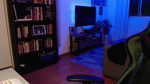 Snapshot of kausaustralys chatting on November 2025 02:57:01 AM Nico M online show from November 2025 02:57:01 AM