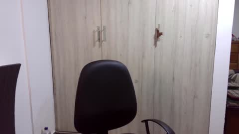  Khawit  online show from December 2024 09:30:02 PM