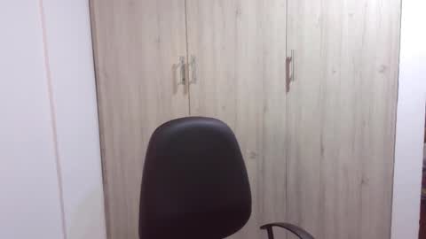  Khawit  online show from February 2025 08:33:02 AM