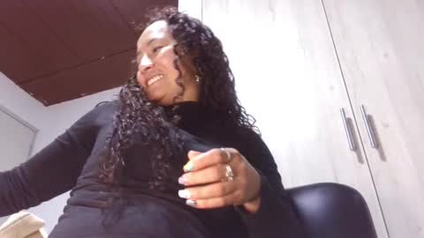  Khawit  online show from November 2025 03:19:01 AM