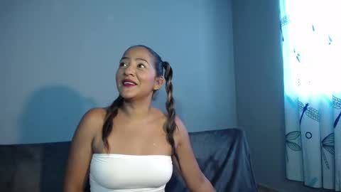 Snapshot of kayla_sweetlove chatting on October 2025 08:20:01 PM kayla_sweetlove online show from October 2025 08:20:01 PM