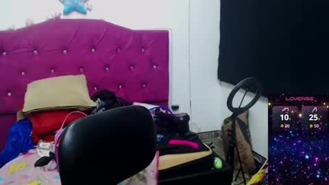 kaylee online show from September 2025 11:41:01 PM