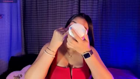 Snapshot of kayleemorales chatting on October 2025 05:35:02 PM Kaylee online show from October 2025 05:35:02 PM