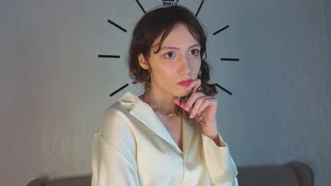 Juliet online show from September 2025 06:19:02 PM