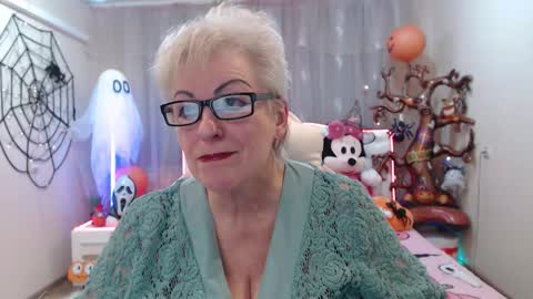 Snapshot of kaylesmoll chatting on October 2025 07:37:01 PM kaylesmoll online show from October 2025 07:37:01 PM