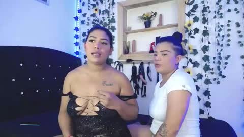 Snapshot of kaylie_and_dakota_ chatting on October 2025 10:49:01 AM kaylie and dakota online show from October 2025 10:49:01 AM