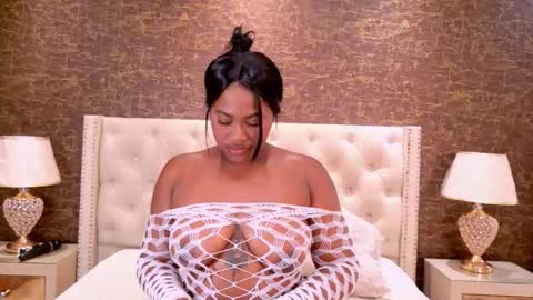 Snapshot of kaylie_mitchel chatting on November 2025 11:26:02 PM KAYLIE online show from November 2025 11:26:02 PM