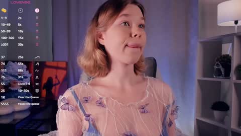 Snapshot of kaylisse chatting on October 2025 08:23:02 AM Hi Im Arina 3 online show from October 2025 08:23:02 AM