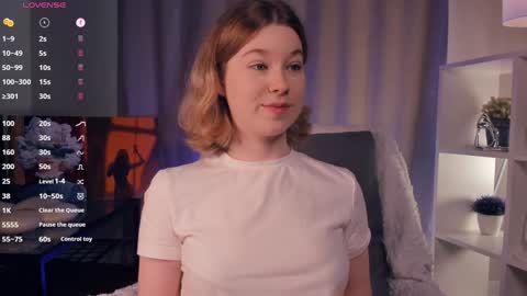 Snapshot of kaylisse chatting on October 2025 08:35:01 AM Hi Im Arina 3 online show from October 2025 08:35:01 AM