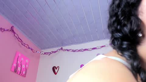 Snapshot of kayllaevans_ chatting on February 2025 01:25:02 AM Kay online show from February 2025 01:25:02 AM